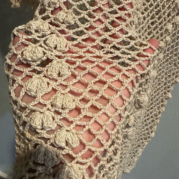 Crochet short sleeve top - Picture 6 of 6